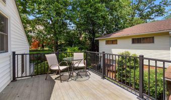 9504 WADSWORTH Dr, Bethesda, MD 20817