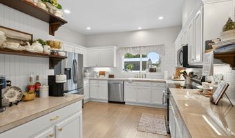 22194 S BEAVERCREEK Rd, Beavercreek, OR 97004