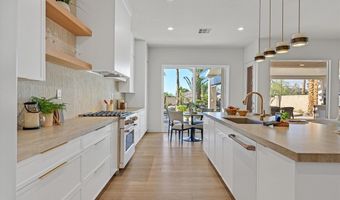 328 Hedgehope Dr, Las Vegas, NV 89183