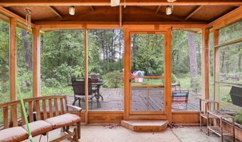 2720 Parkway Ct, Wisconsin Rapids, WI 54494