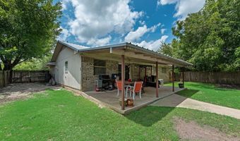 802 N Spears St, Alvarado, TX 76009