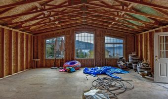 341 Bayview Dr, Coolin, ID 83821