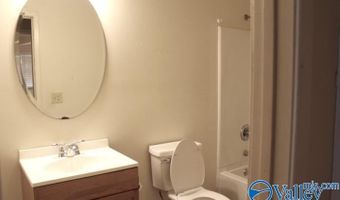 1011 9th St NW, Arab, AL 35016