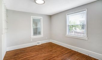 6437 HOLYOKE Dr, Annandale, VA 22003