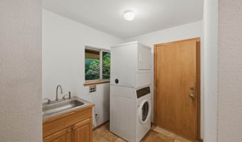 88600 TROUT POND Ln, Bandon, OR 97411