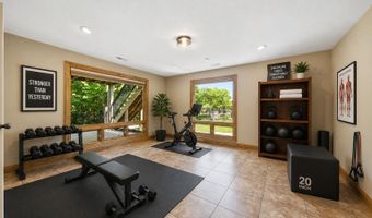1210 E Rolling Hills Dr, Augusta, KS 67010