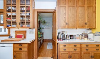 920 Clark Ave, Ames, IA 50010