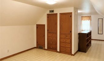 910 E 14th St, Ashtabula, OH 44004