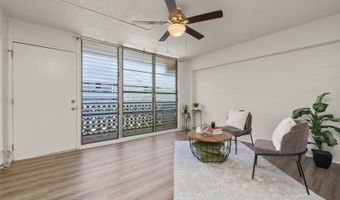 712 Kamuela Ave 303, Honolulu, HI 96816