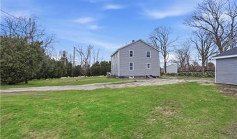 188 Greene Ln, Middletown, RI 02842