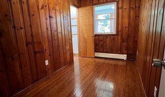 53 Pixlee Pl 2Nd Fl, Bridgeport, CT 06610