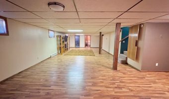 209 10th Ave NW, Bowman, ND 58623