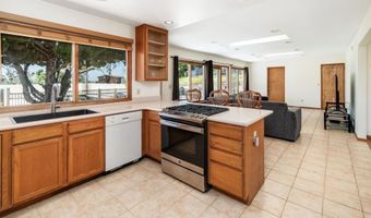 3032 Skyline Dr, Oceanside, CA 92056