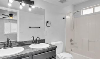 10400 Valle Koki Dr, Socorro, TX 79927