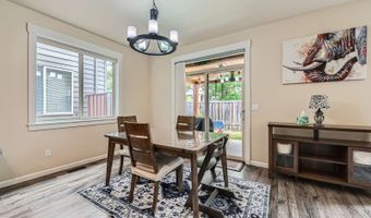 17450 SW ROGER Ln, Beaverton, OR 97078