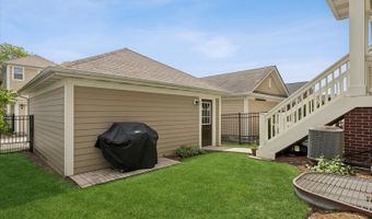 33 N Lincoln Ln, Arlington Heights, IL 60004