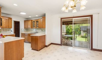 5201 PUUWAI Rd, Kalaheo, HI 96741