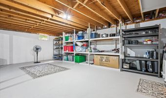 121 Packard Dr, Bangor, ME 04401