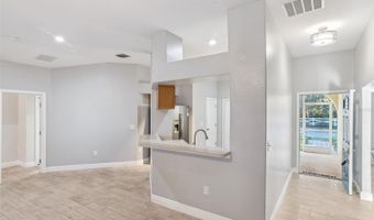 816 BARRISTER Dr, Auburndale, FL 33823