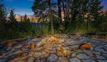 32220 Tamarack Dr, Bigfork, MT 59911