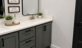 718 Mount Olive Dr, Albertville, AL 35950