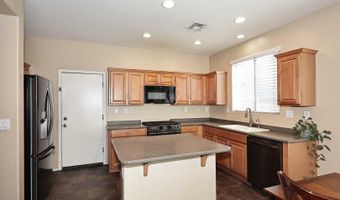 1821 W KURALT Dr, Anthem, AZ 85086