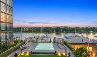 45 SUTTON Sq SW 1006, Washington, DC 20024