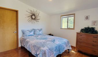 19921 WHALESHEAD Rd M1, Brookings, OR 97415