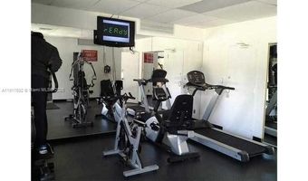 3475 N Country Club Dr 514, Aventura, FL 33180