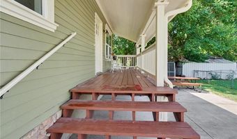 403 Baker St, Baldwin City, KS 66006
