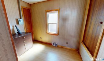 137 Brook St, Bristol, CT 06010