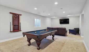 1706 Court St, Adel, IA 50003