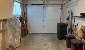 408 Hillview Dr, Aurora, IN 47001