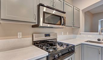 15416 SW MALLARD Dr 104, Beaverton, OR 97007