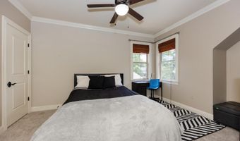10757 Royal Ridge Ave, Baton Rouge, LA 70810