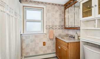 545 Victory Hwy, Burrillville, RI 02839