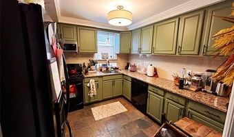 7639 Cortland Ave, Allen Park, MI 48101