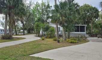 56449 MAPLE Rd, Astor, FL 32102