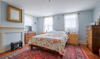 16 Francestown Rd, Bennington, NH 03442