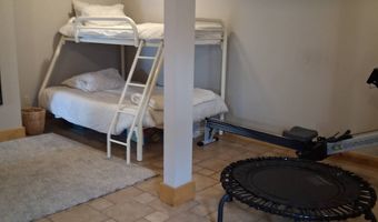 308 E Flint Hills Dr, Alma, KS 66401