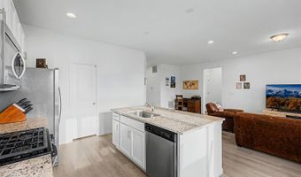 121 S Vandriver Way, Aurora, CO 80018