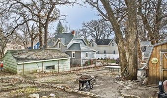 609 Oak Ln, Albert Lea, MN 56007