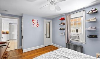 127 Gladstone St, Cranston, RI 02920