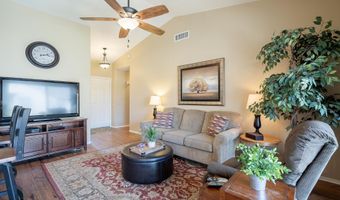 1802 E PEACH TREE Dr, Chandler, AZ 85249