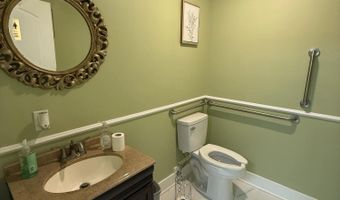 611 Carteret St, Beaufort, SC 29902