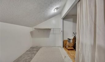 4935 Tanners Spring Dr, Alpharetta, GA 30022