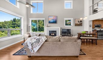 3990 ABBEY Ln B411, Astoria, OR 97103
