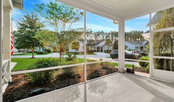 302 Castaway Dr, Bluffton, SC 29910