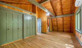 230 Big Barndoor Is, Alton, NH 03810