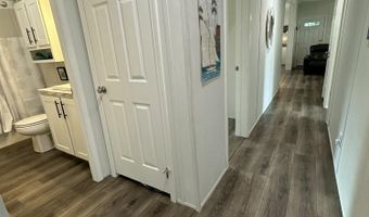 25 Park Ln, Arundel, ME 04046
